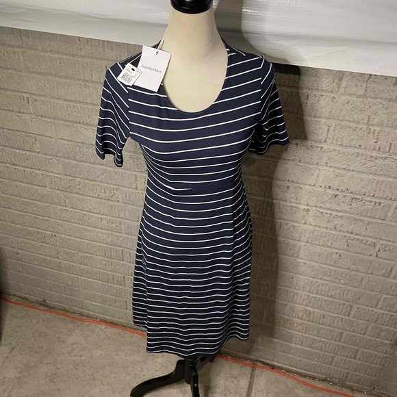 NWT Elizabeth Oliver Navy White‎ Striped A Line Maternity Dress Size 1 - Picture 1 of 6